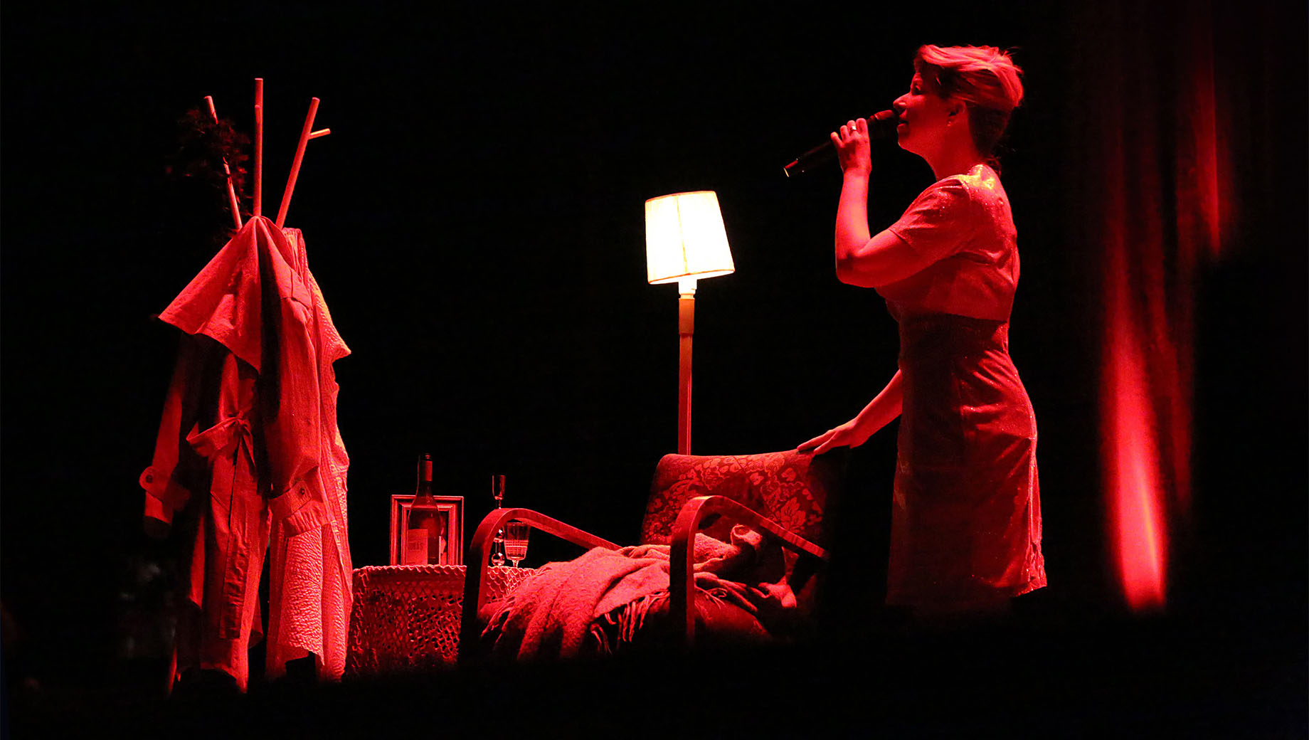 261022 - MonicaZ - 1840x1040 - 5.jpg