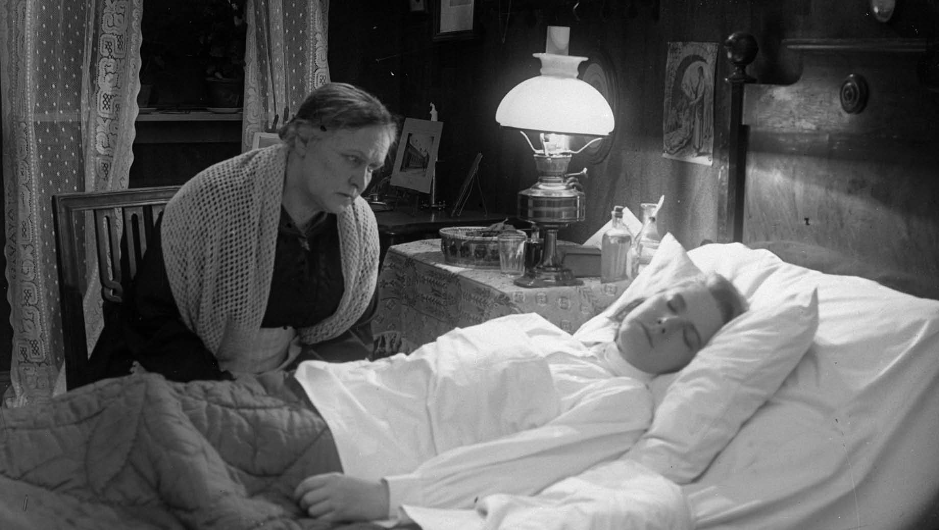 2027-02-27-Körkarlen - Foto-Svensk Filmindustri_1840 x 10402.jpg